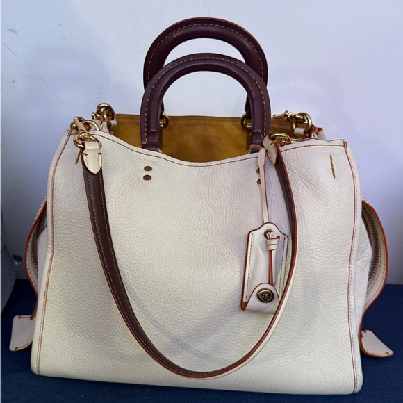 Coach Rogue 30 Chalk Second Generation 2nd Gen great condition, full grain bag - Picture 2 of 9